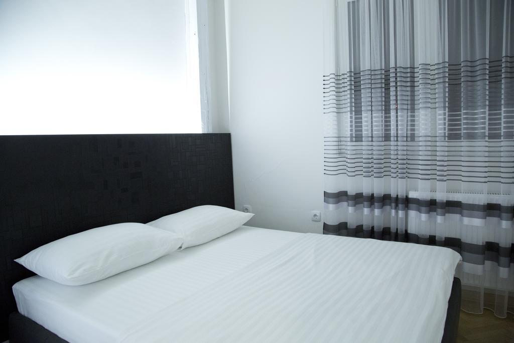 Mansarda Apartment เบลเกรด ภายนอก รูปภาพ